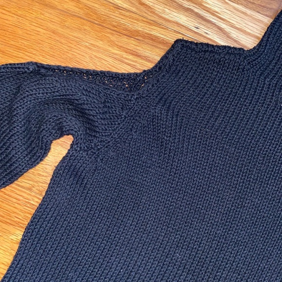 NWOT Marcella Moda Cold Shoulder Mock Neck Sweater - Picture 11 of 14